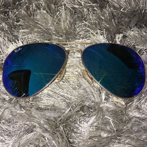 Ray-Ban Accessories - Amazing Condition Authentic Ray-Bans! Ray-Ban Accessories - Amazing Condition Authentic Ray-Bans!